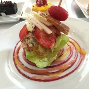 Meet your Posher, Maria